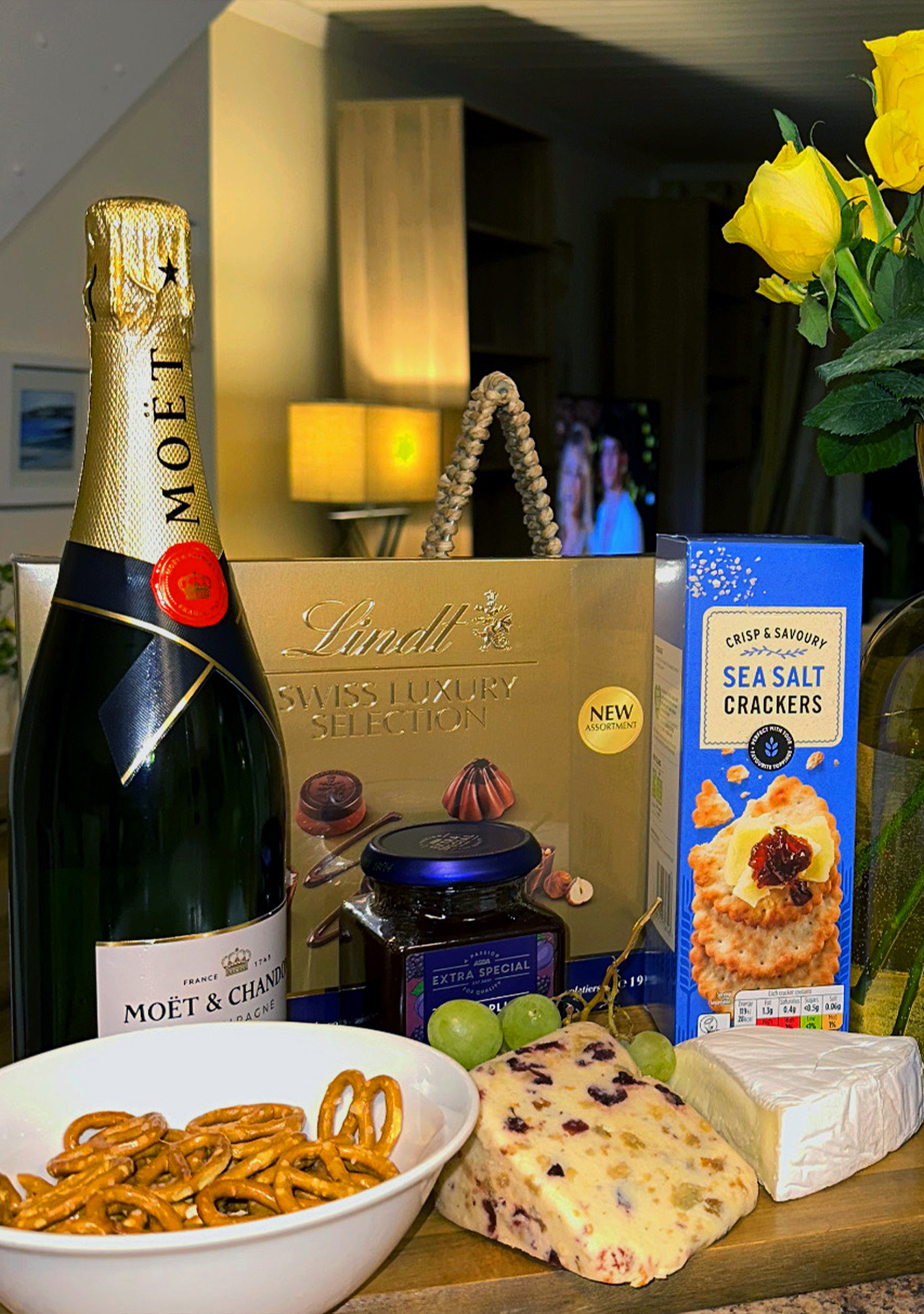 breakfast hamper